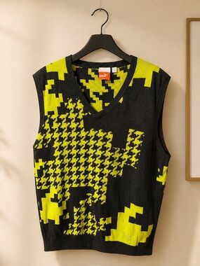 Puma Neon Yellow & Black Houndstooth V‑Neck Knit Tank